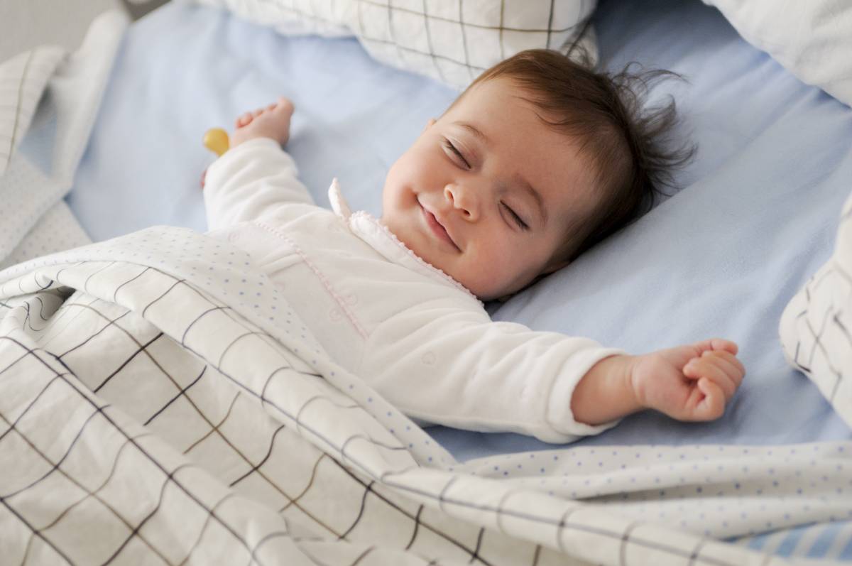 เด็กทารกนอนพักในช่วงเวลา 10.00-15.00 เป็นเวลาที่แดดแรง